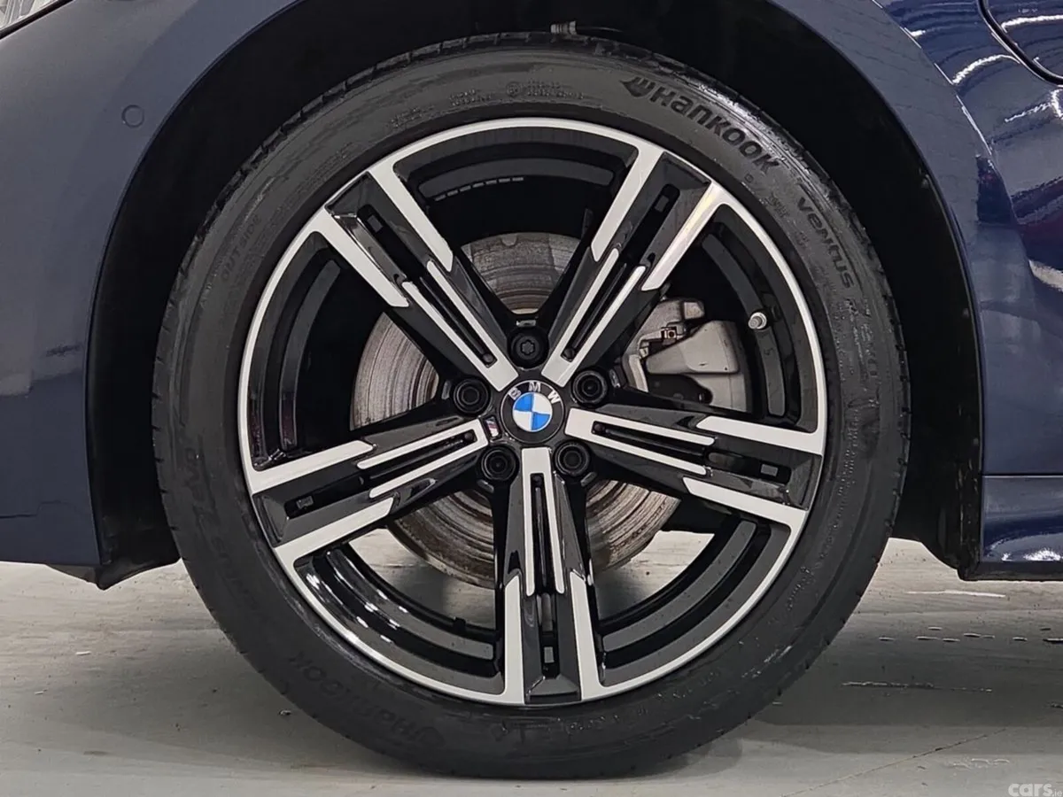 BMW 3-Series Estate, Petrol Plug-in Hybrid, 2026, Blue