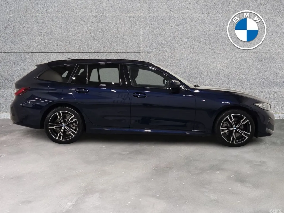 BMW 3-Series Estate, Petrol Plug-in Hybrid, 2026, Blue