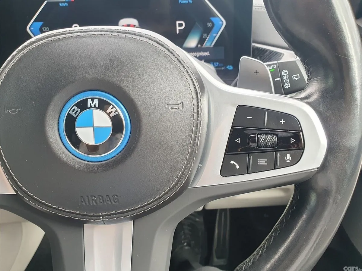 BMW X5 SUV, Petrol Plug-in Hybrid, 2023, White