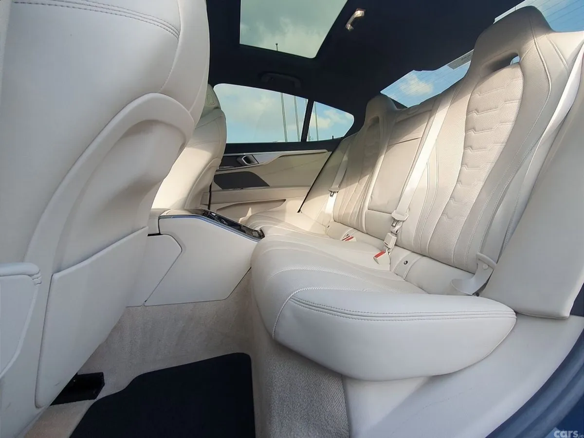 BMW 8-Series Coupe, Diesel, 2021, Blue