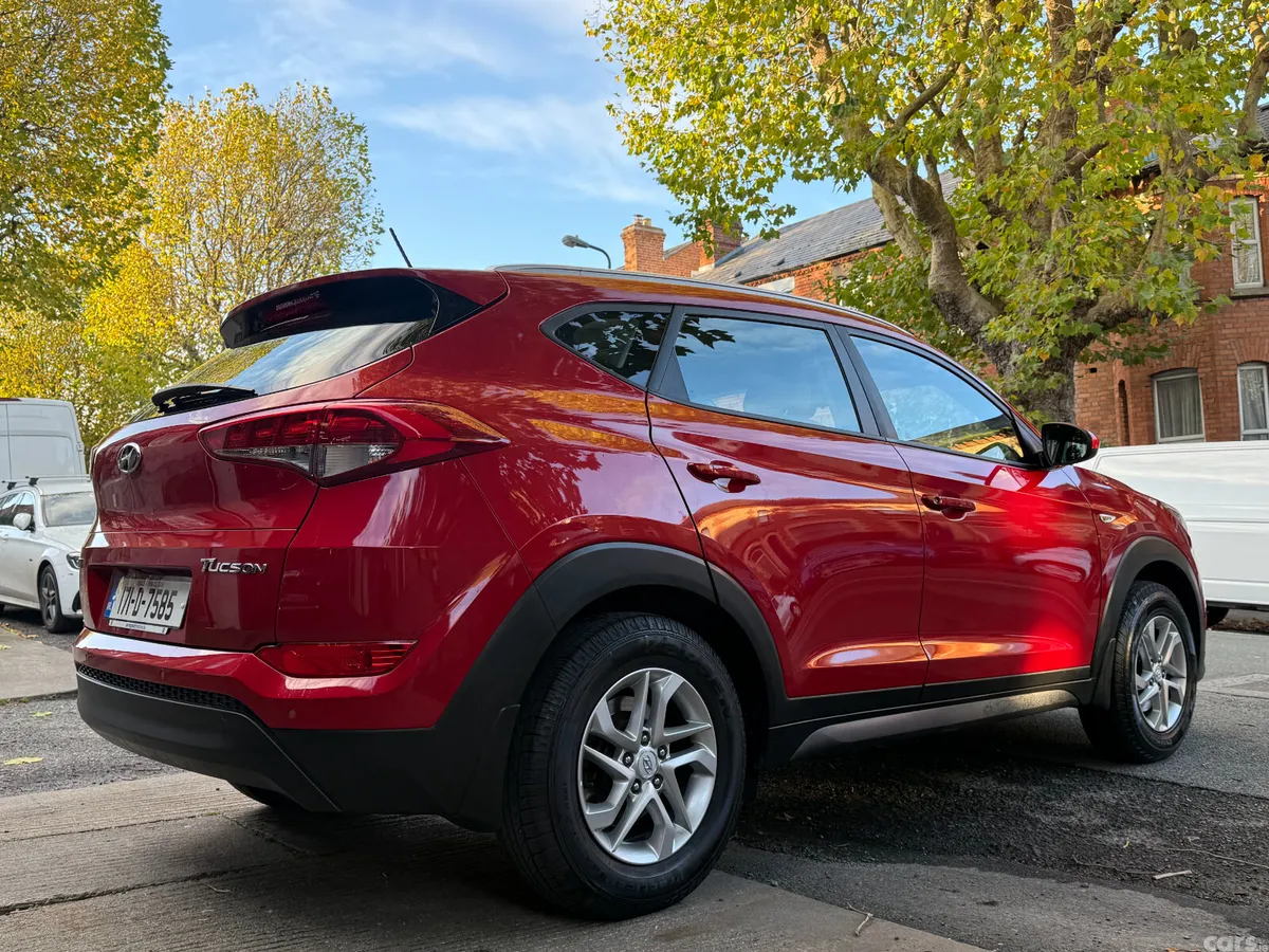 Hyundai Tucson SUV, Diesel, 2017, Red