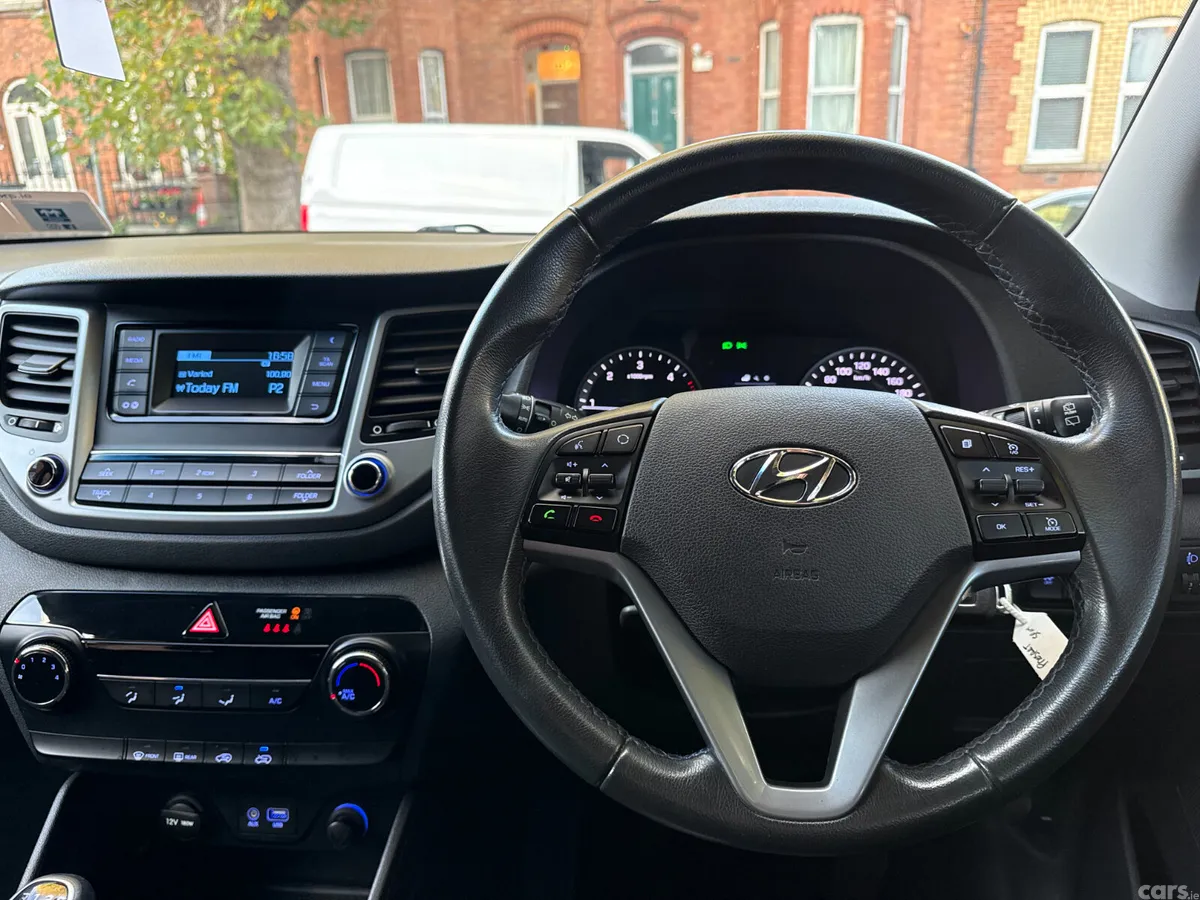 Hyundai Tucson SUV, Diesel, 2017, Red