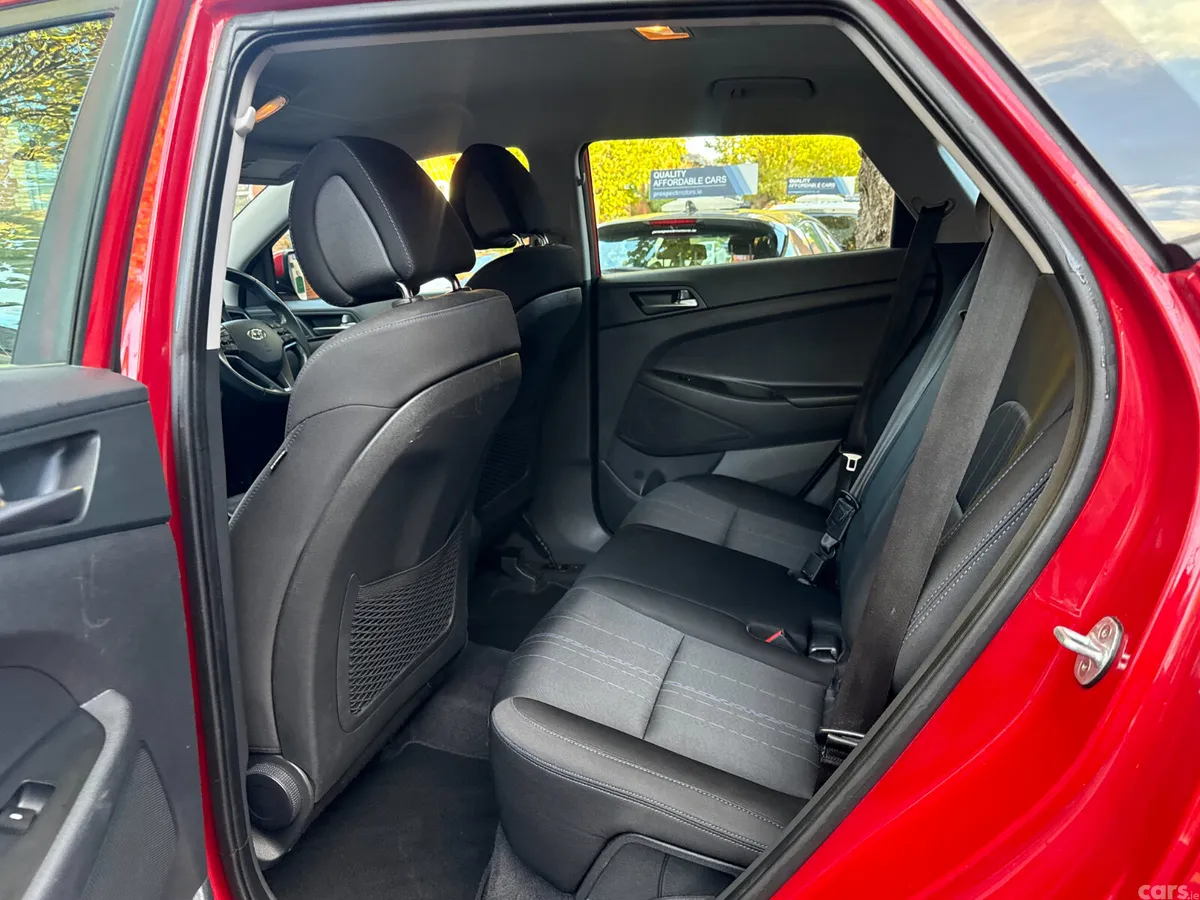 Hyundai Tucson SUV, Diesel, 2017, Red