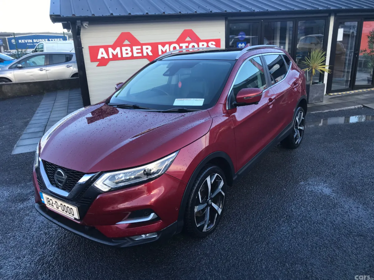 Nissan Qashqai SUV, Petrol, 2018, Red