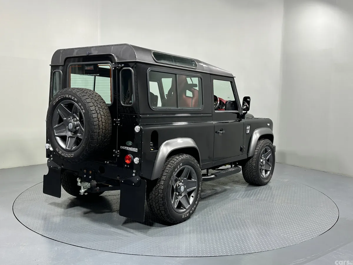 Land Rover Defender SUV, Diesel, 2013, Black