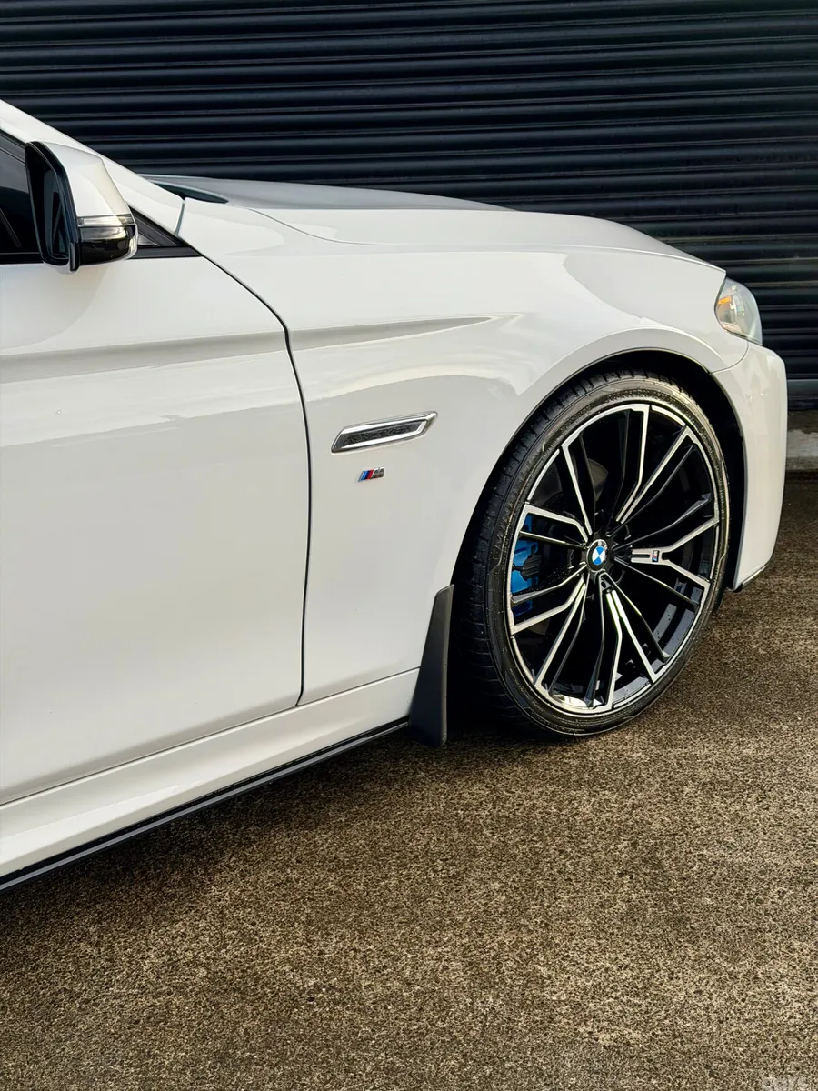BMW 5-Series Saloon, Diesel, 2016, White