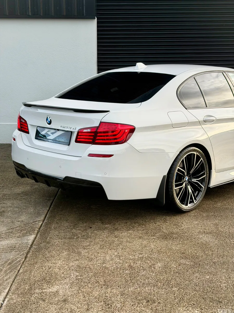 BMW 5-Series Saloon, Diesel, 2016, White