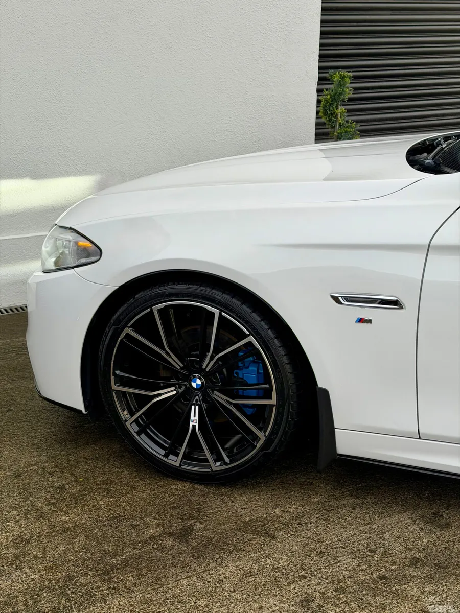 BMW 5-Series Saloon, Diesel, 2016, White