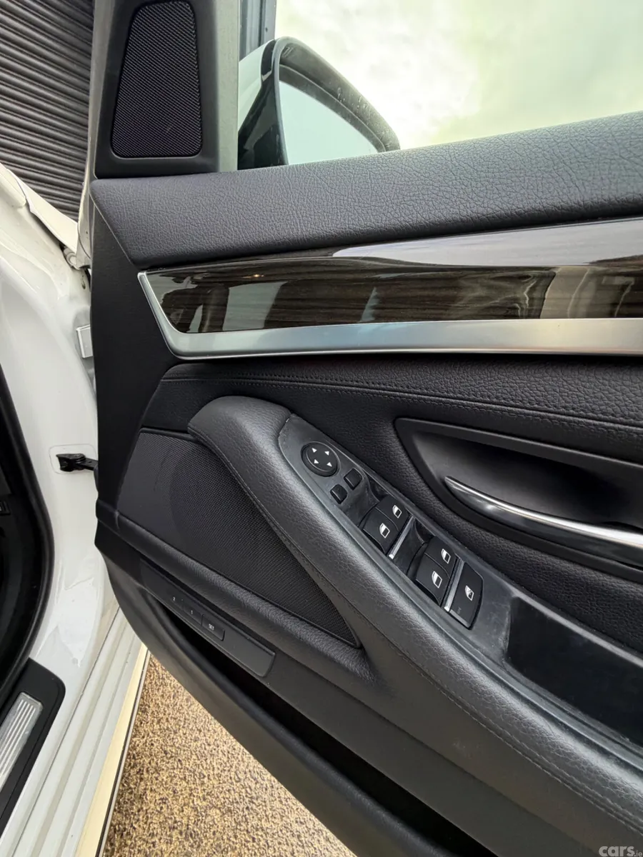 BMW 5-Series Saloon, Diesel, 2016, White