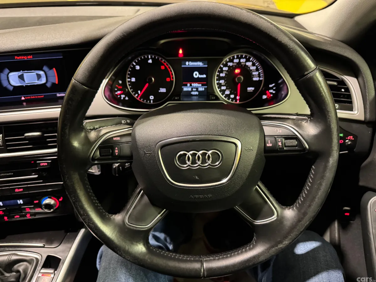 Audi A4 Saloon, Diesel, 2014, Grey