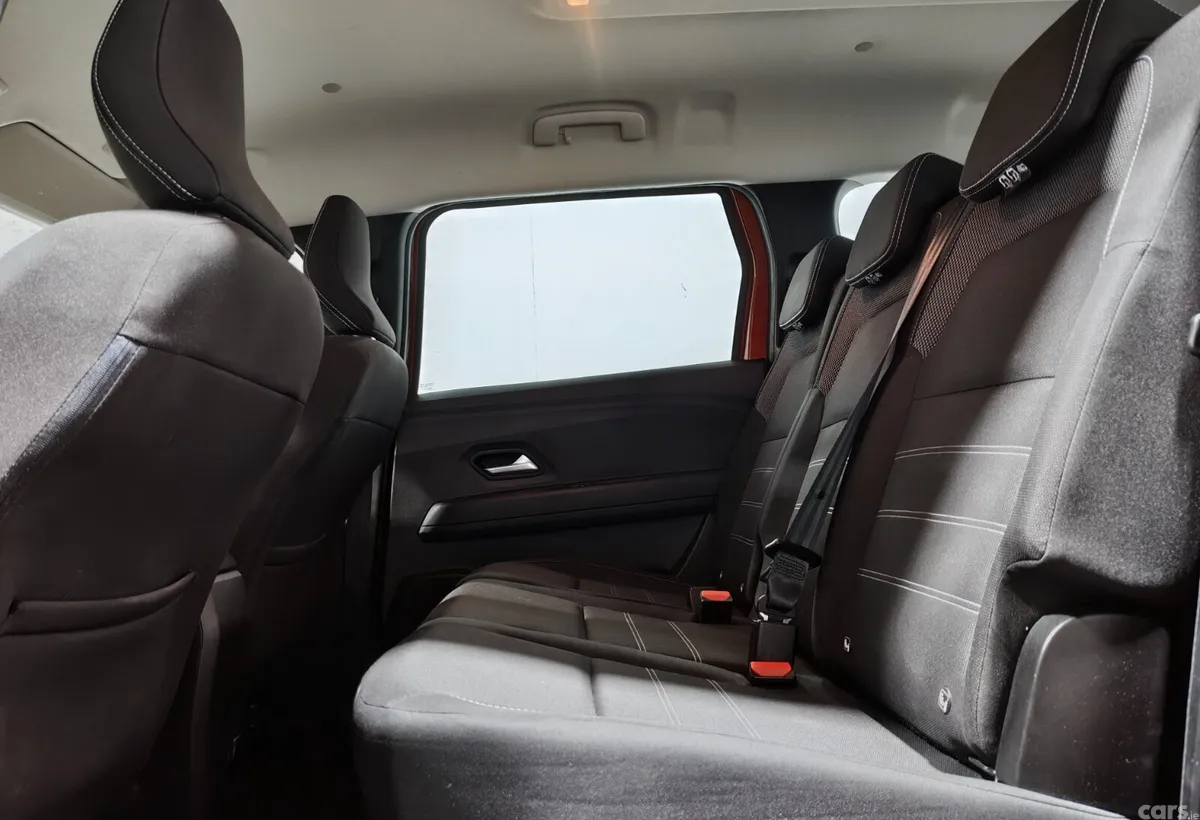Dacia Jogger MPV, Petrol, 2022, Orange