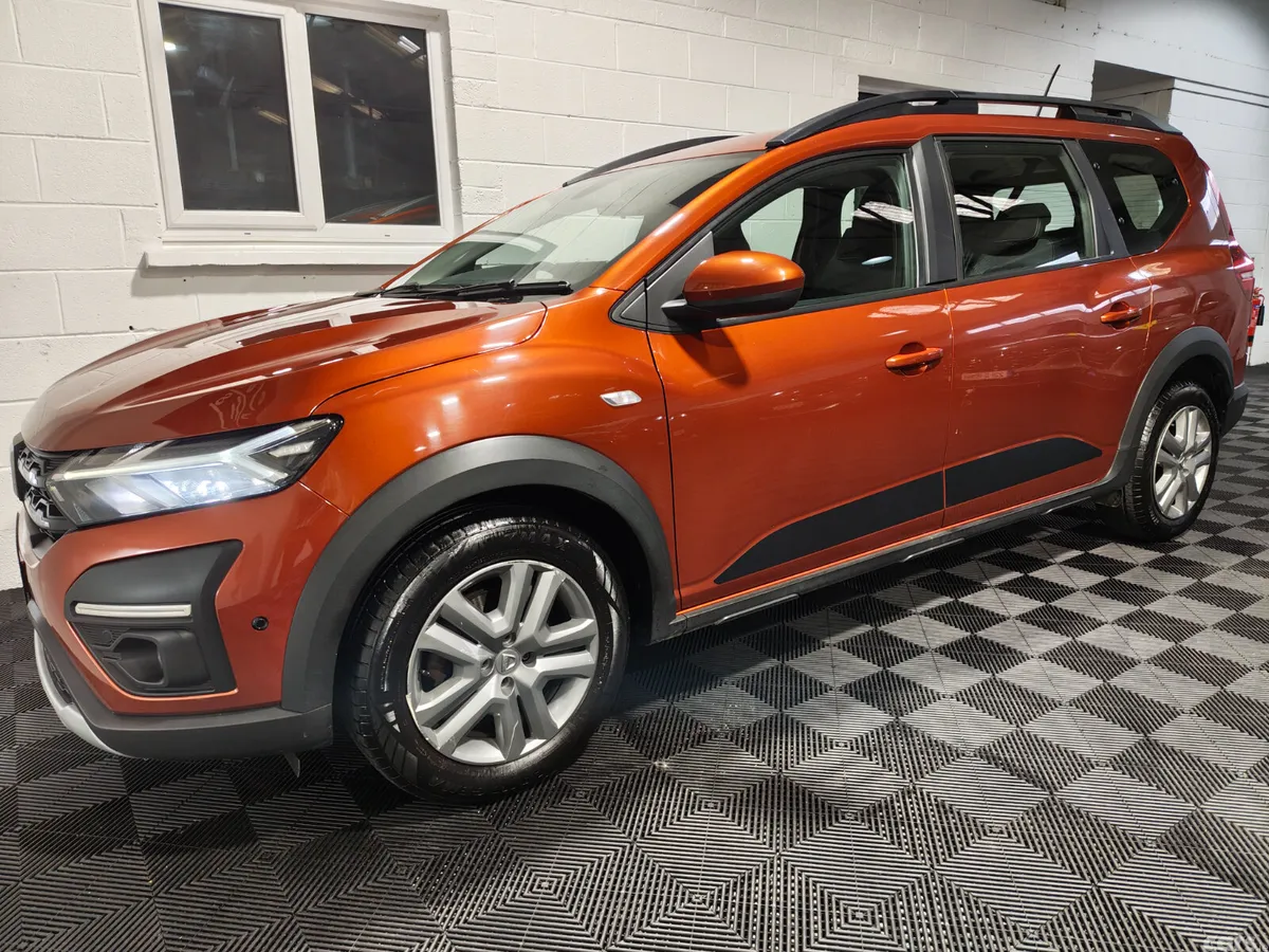 Dacia Jogger MPV, Petrol, 2022, Orange