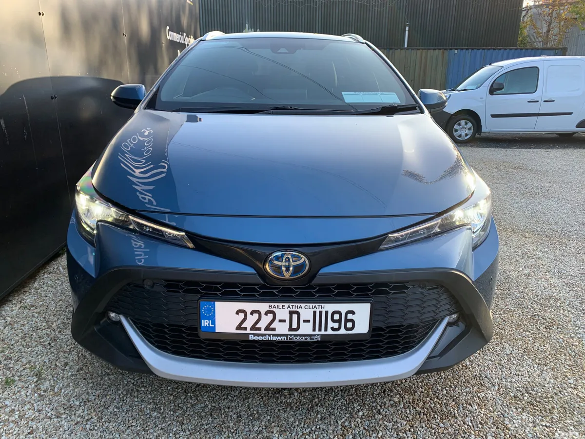 Toyota Corolla Estate, Petrol Hybrid, 2022, Blue