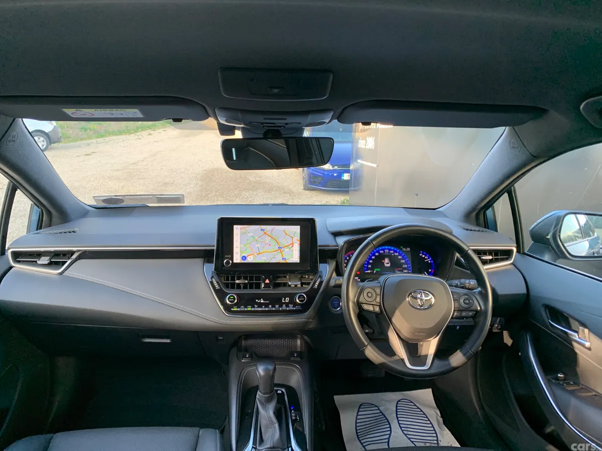 Toyota Corolla Estate, Petrol Hybrid, 2022, Blue