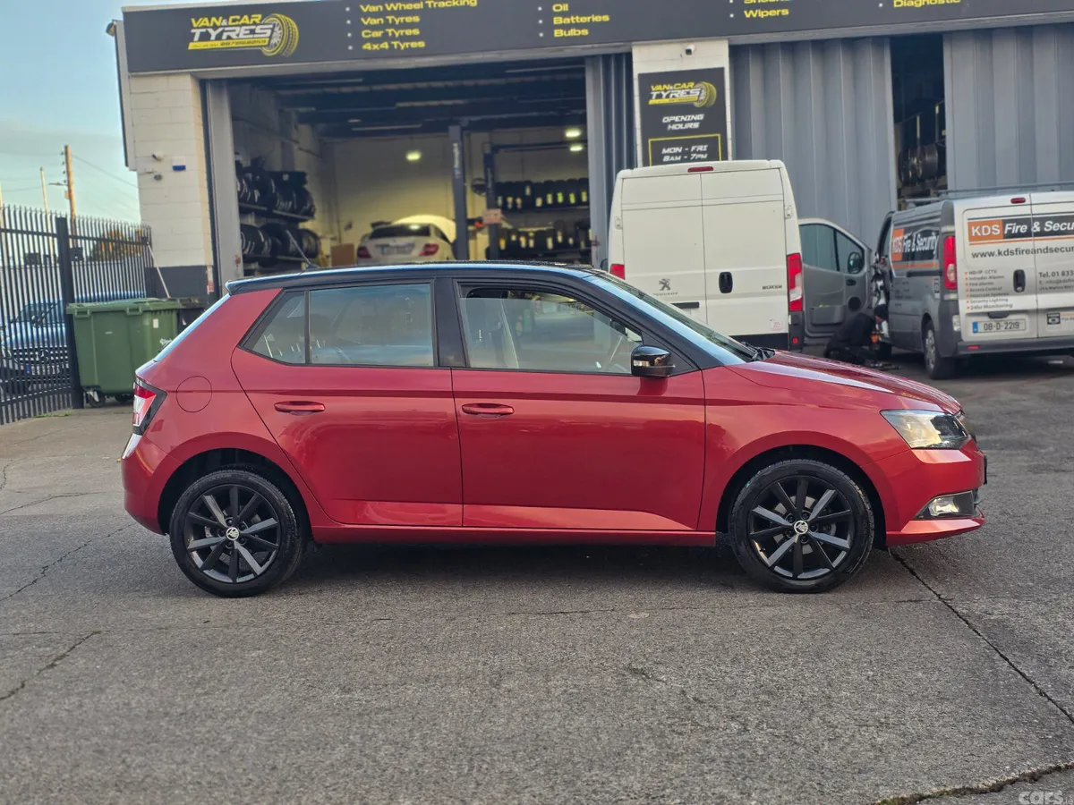 Skoda Fabia Hatchback, Petrol, 2017, Red