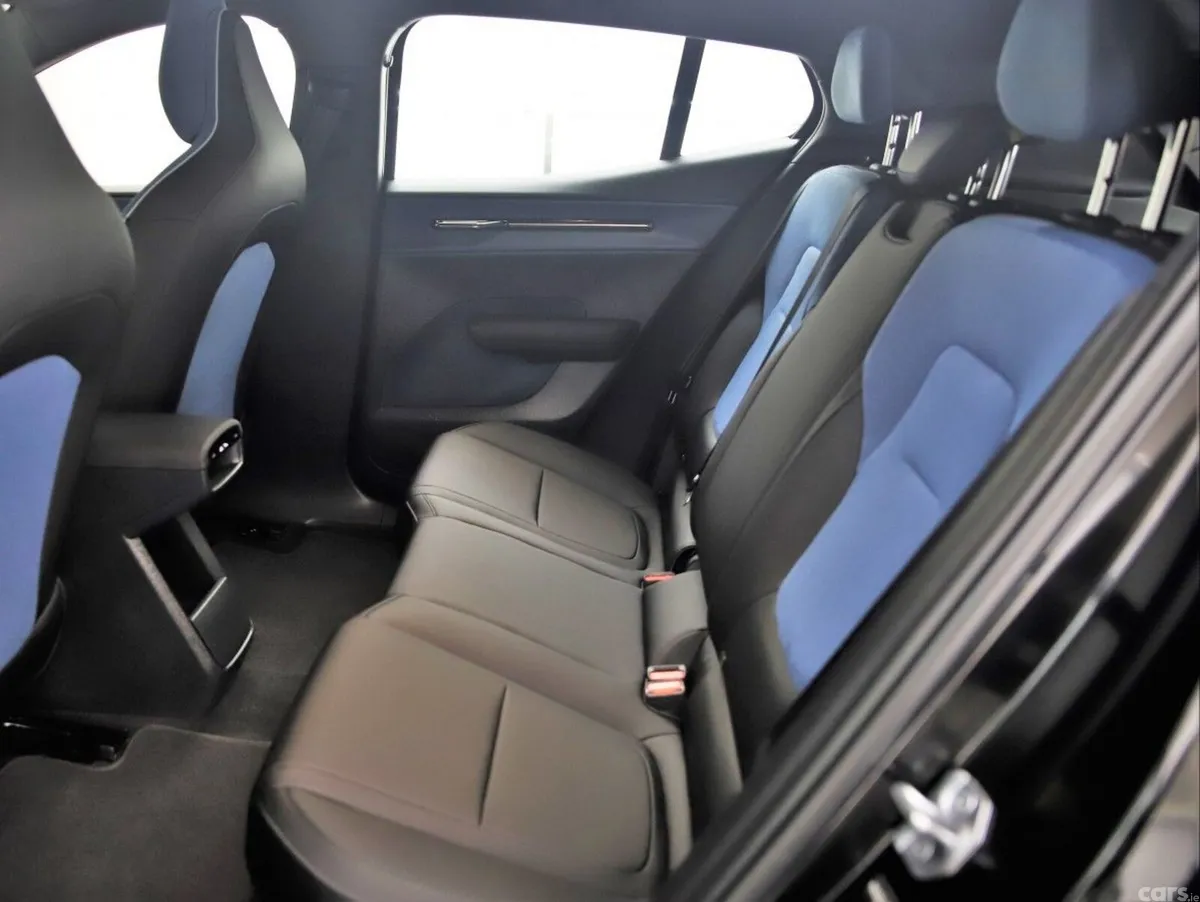 Volvo EX30 SUV, Electric, 2024, Black