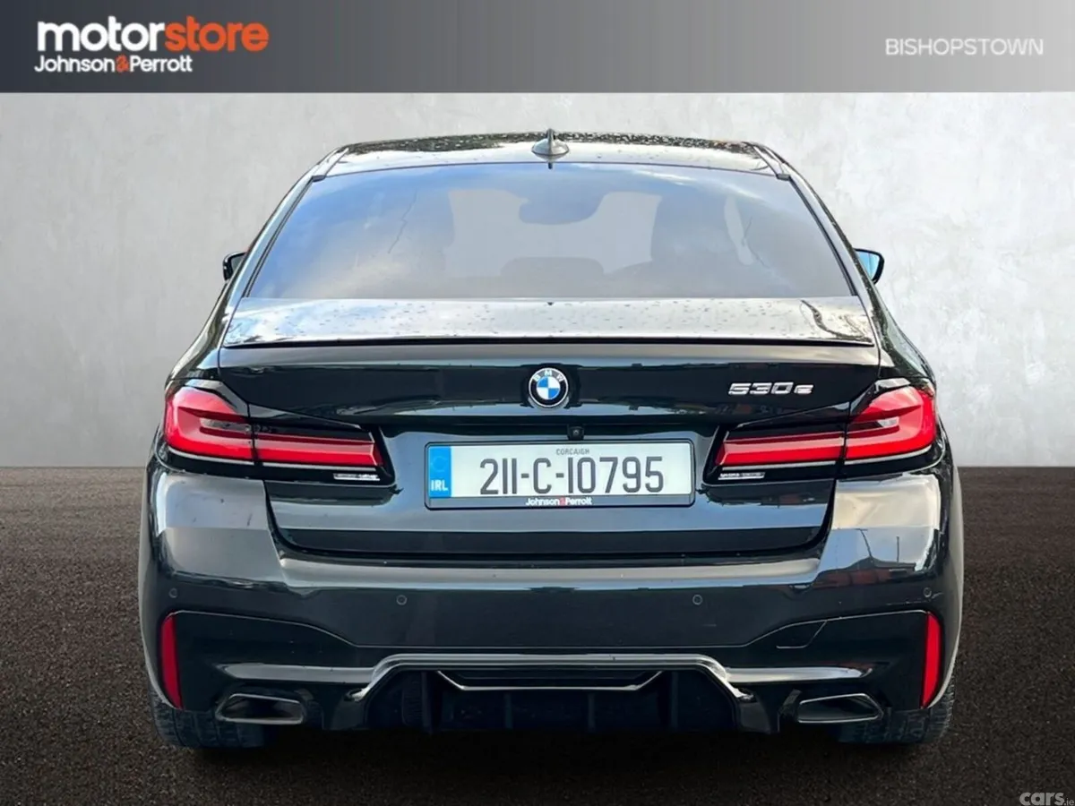 BMW 5-Series Saloon, Petrol Plug-in Hybrid, 2021, Black