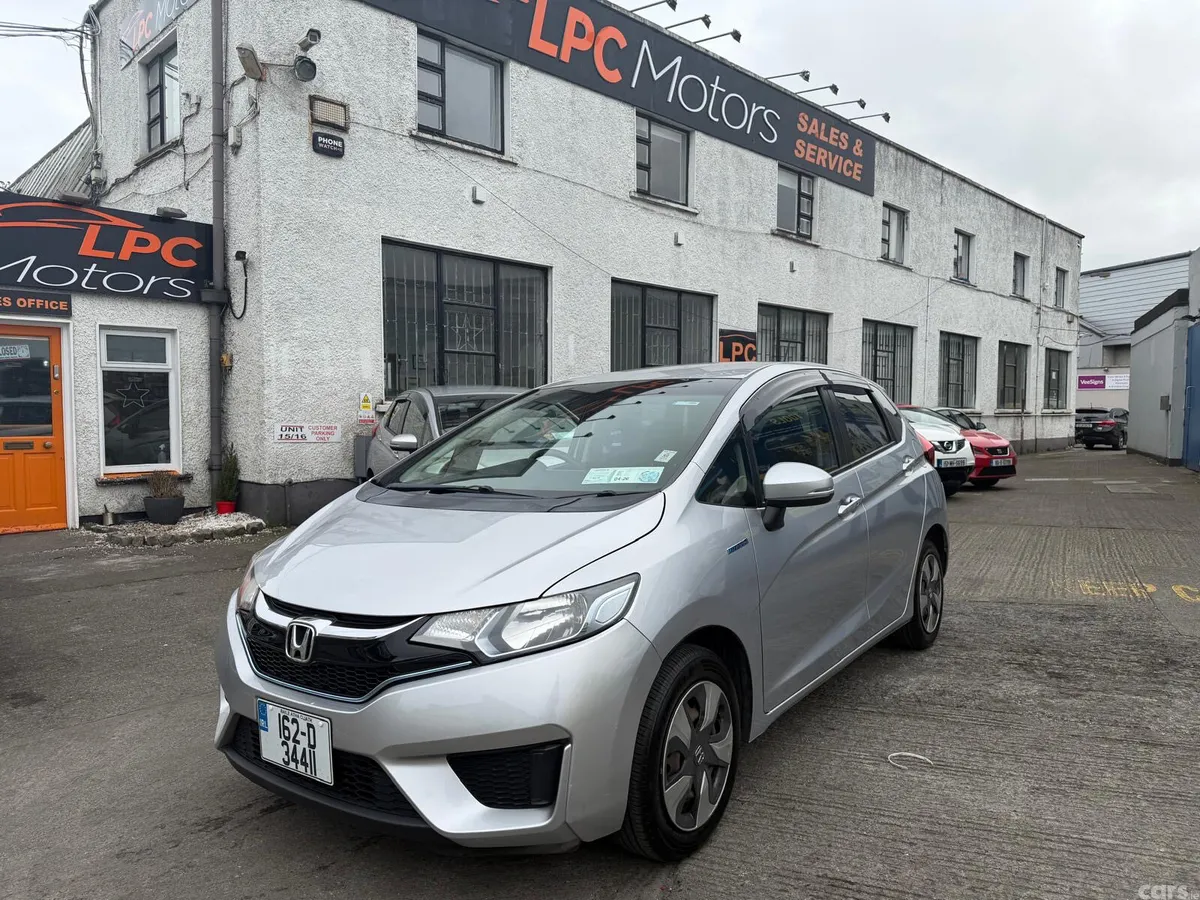 Honda Fit Hatchback, Petrol Hybrid, 2016, Silver