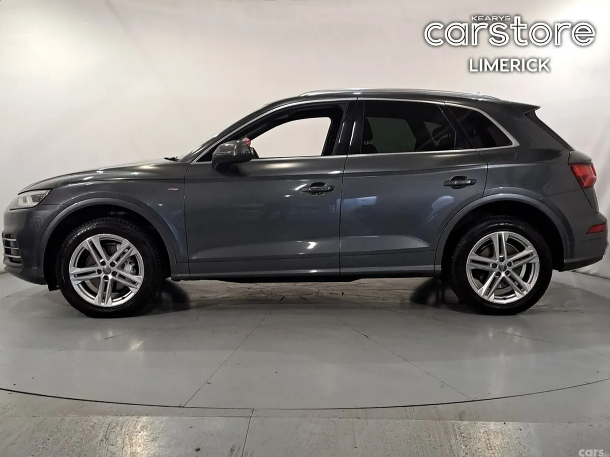Audi Q5 SUV, Diesel, 2018, Grey
