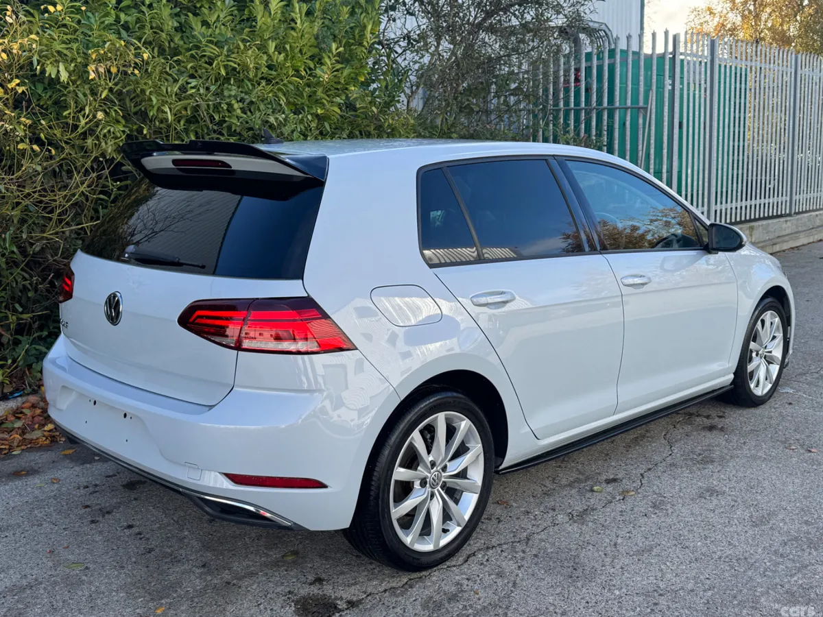 Volkswagen Golf Hatchback, Petrol, 2019, Blue