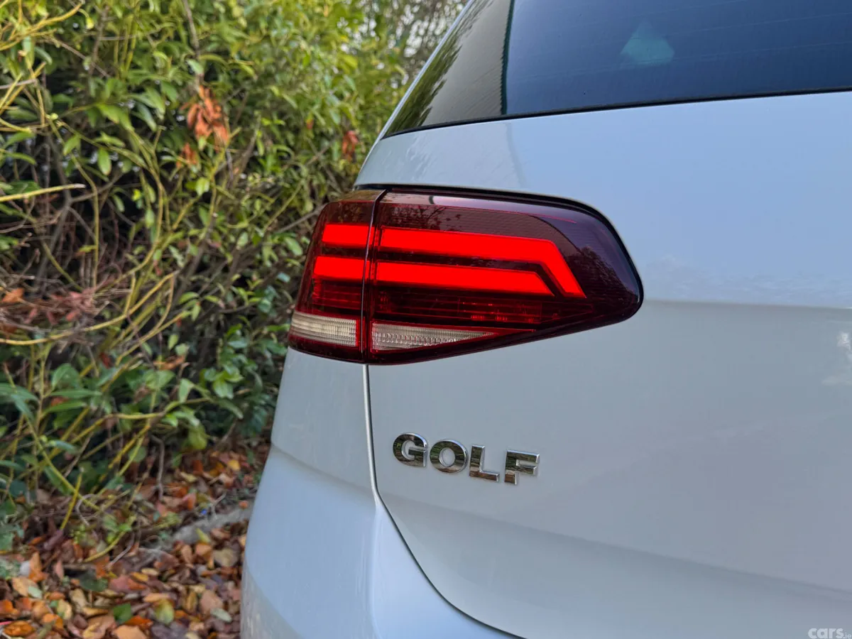 Volkswagen Golf Hatchback, Petrol, 2019, Blue
