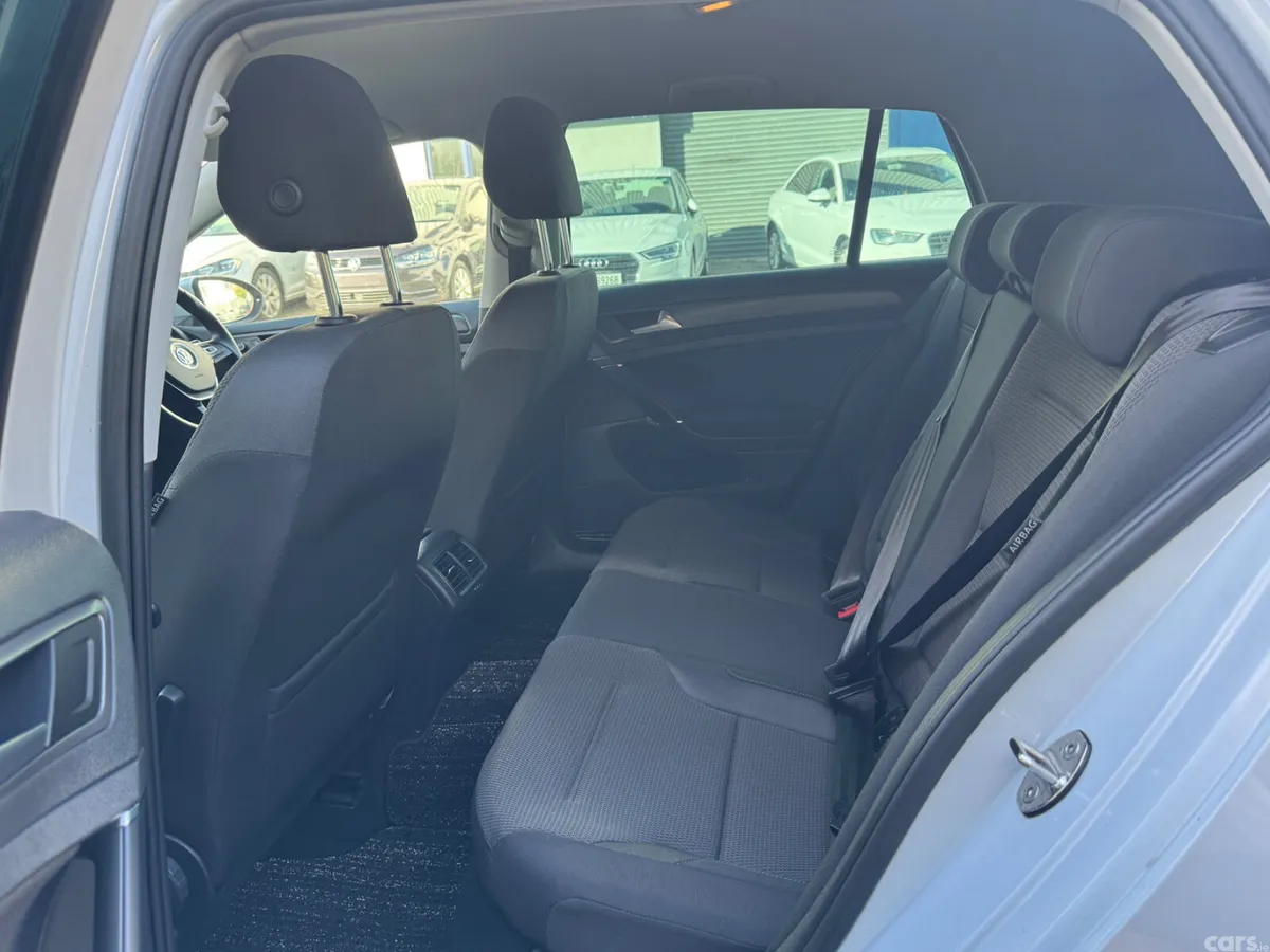 Volkswagen Golf Hatchback, Petrol, 2019, Blue