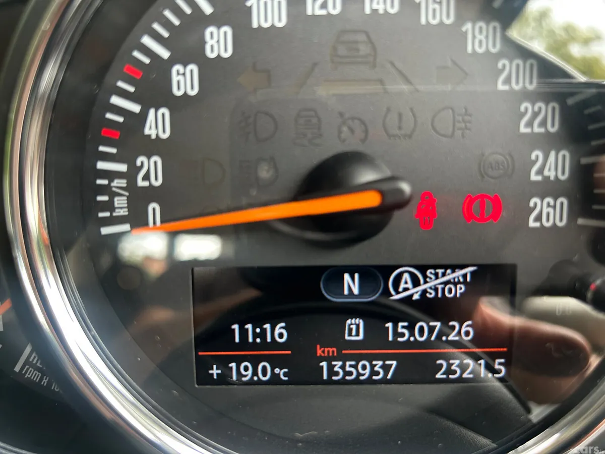 Mini One Estate/Jeep, Diesel, 2016, Brown