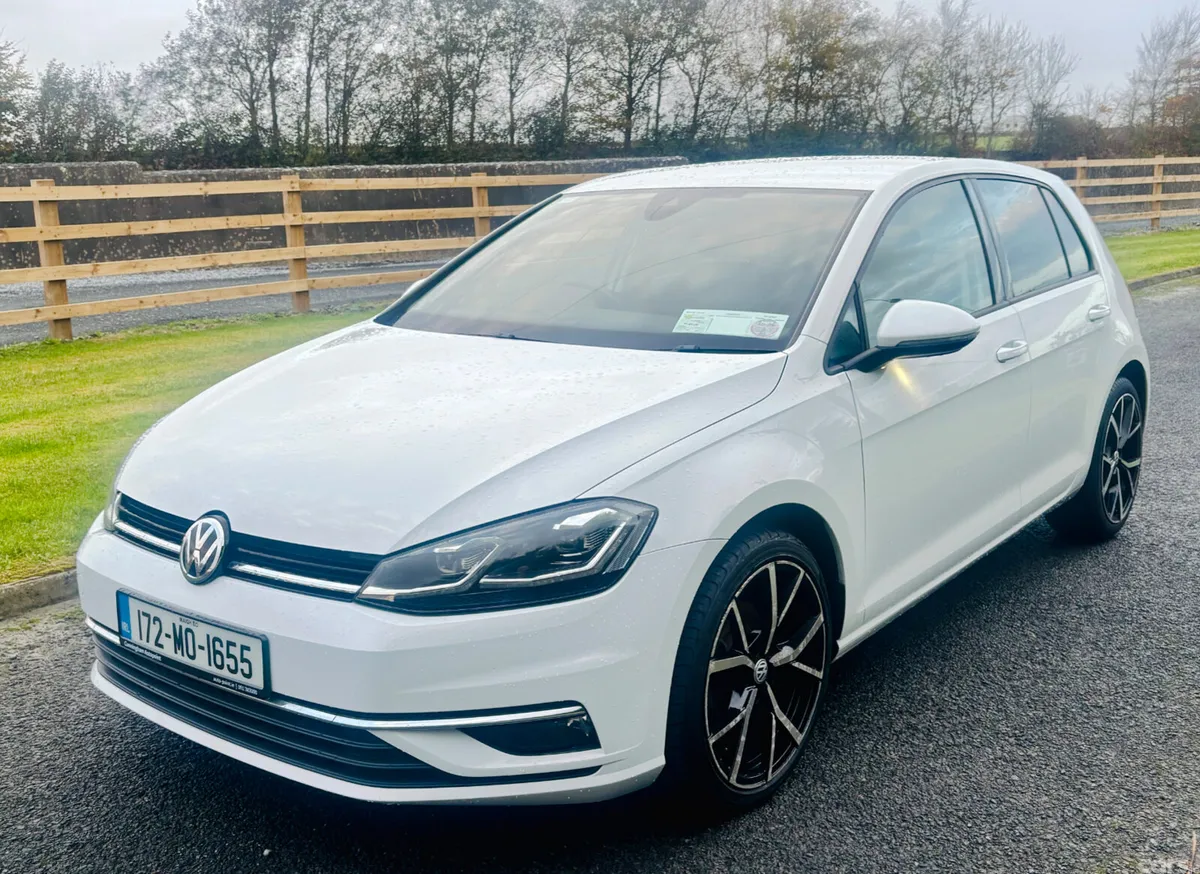 Volkswagen Golf Hatchback, Petrol, 2017, White