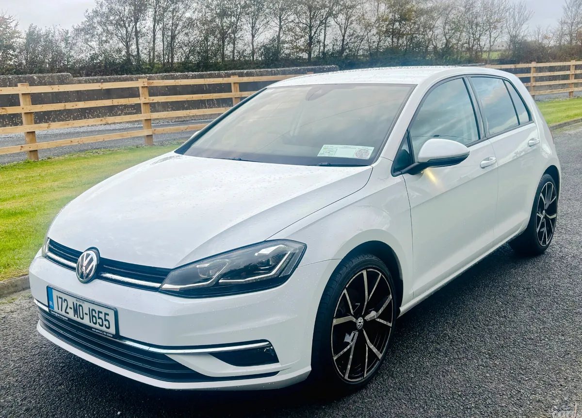 Volkswagen Golf Hatchback, Petrol, 2017, White