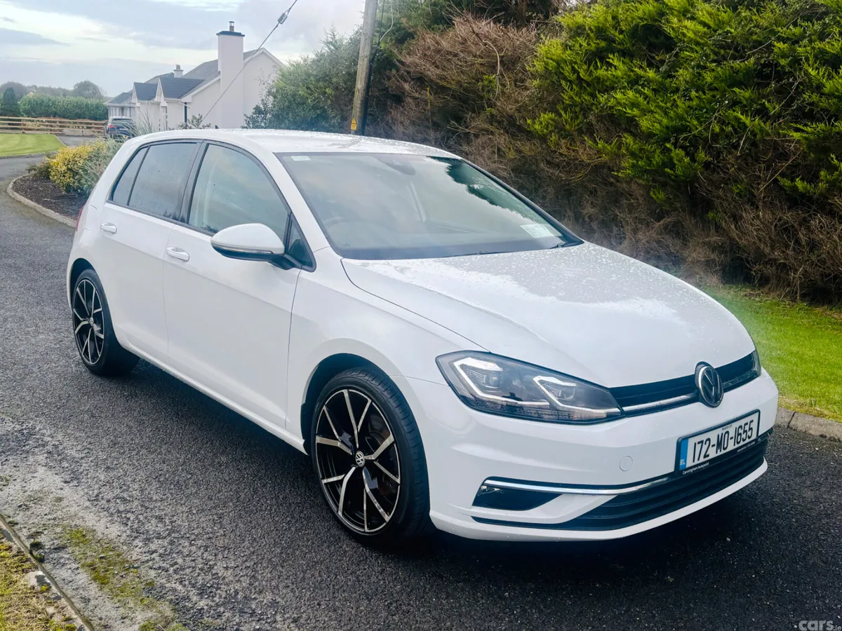 Volkswagen Golf Hatchback, Petrol, 2017, White
