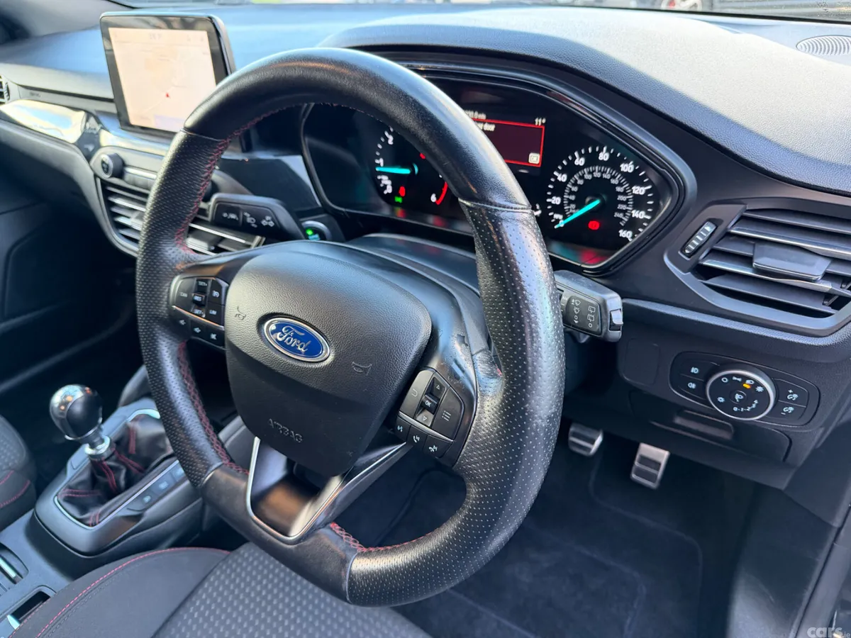 Ford Focus Hatchback, Diesel, 2020, Black