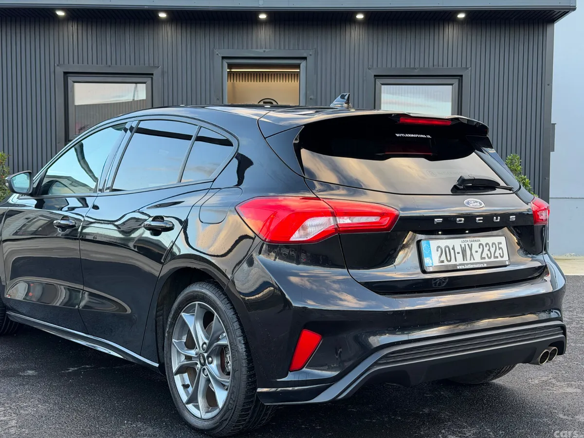 Ford Focus Hatchback, Diesel, 2020, Black