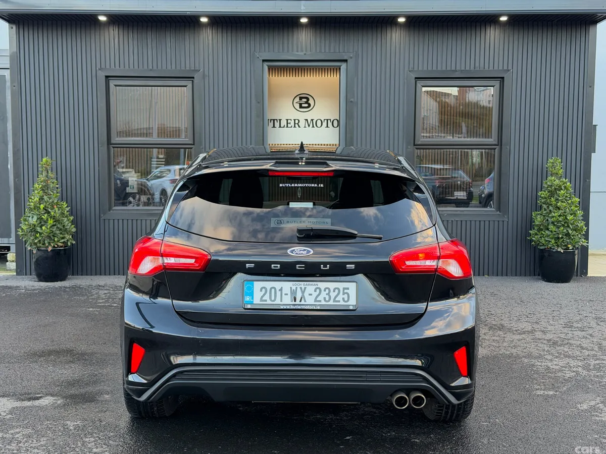 Ford Focus Hatchback, Diesel, 2020, Black