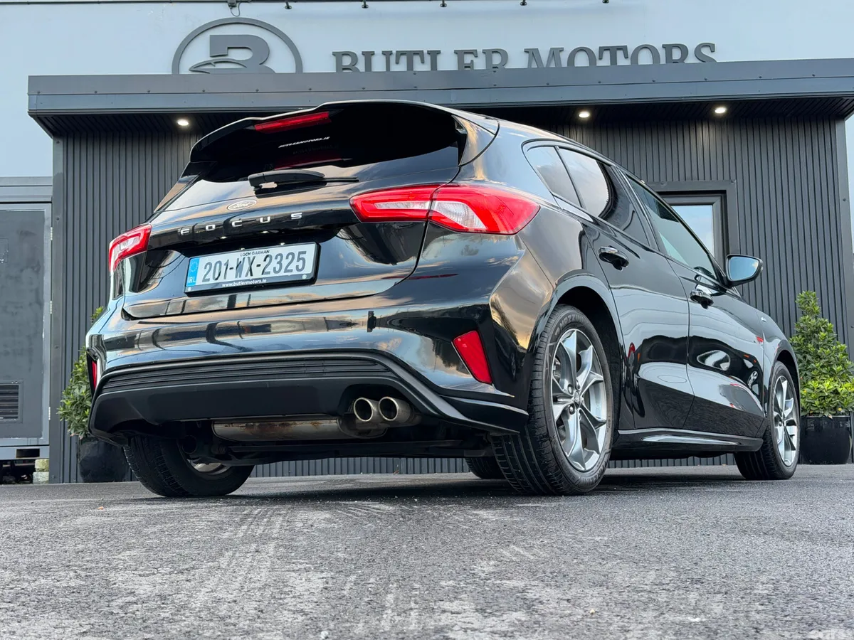 Ford Focus Hatchback, Diesel, 2020, Black