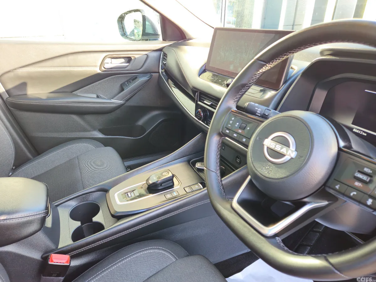 Nissan Qashqai MPV, Petrol, 2024, Grey