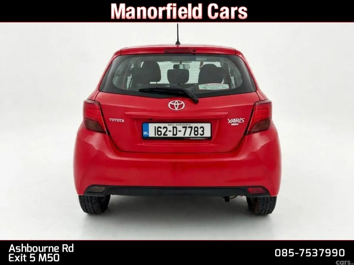 Toyota Yaris Hatchback, Petrol, 2016, Red