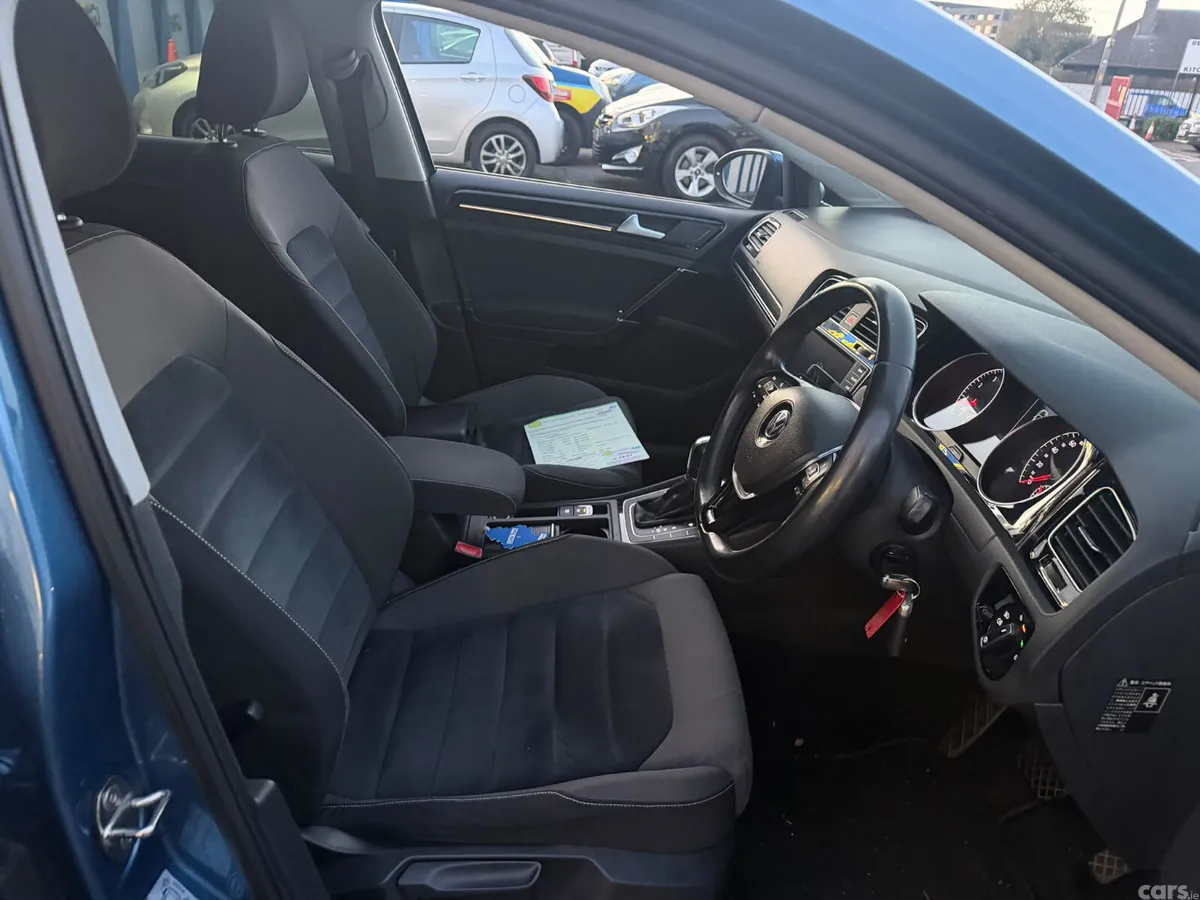 Volkswagen Golf Hatchback, Petrol, 2014, Blue