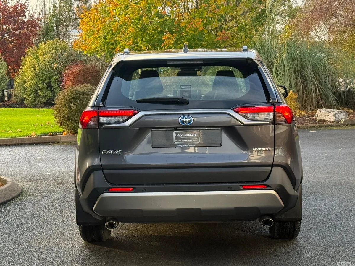Toyota RAV4 SUV, Petrol Hybrid, 2024, Grey