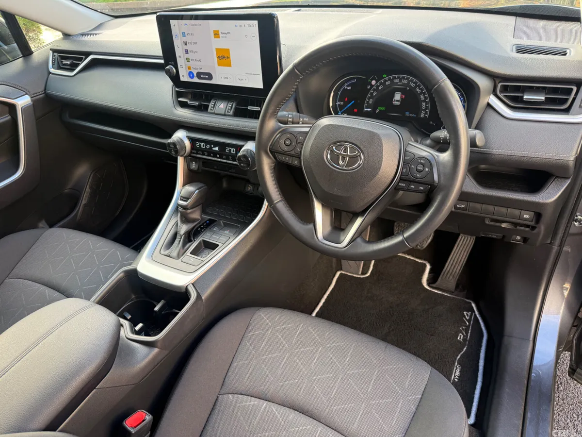 Toyota RAV4 SUV, Petrol Hybrid, 2024, Grey