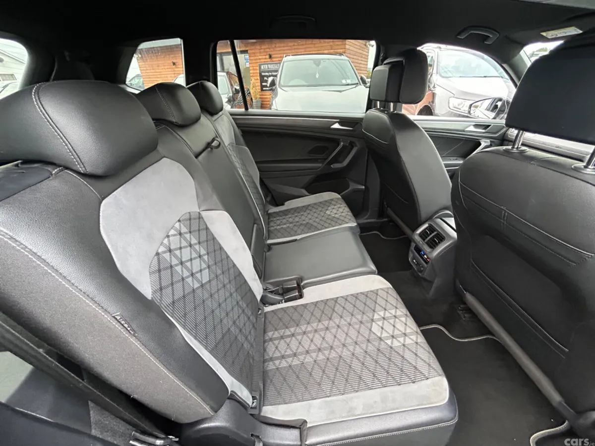 Volkswagen Tiguan SUV, Diesel, 2023, Black