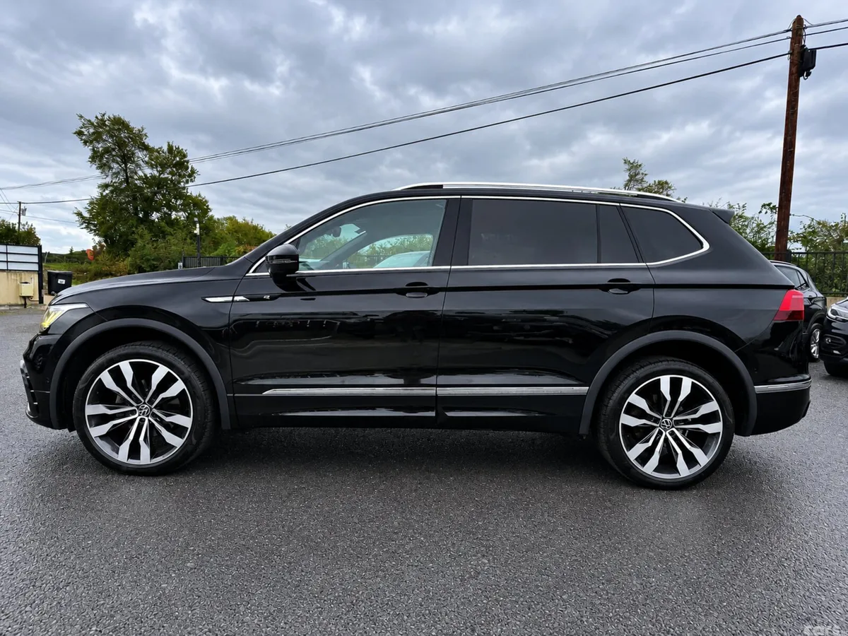 Volkswagen Tiguan SUV, Diesel, 2023, Black
