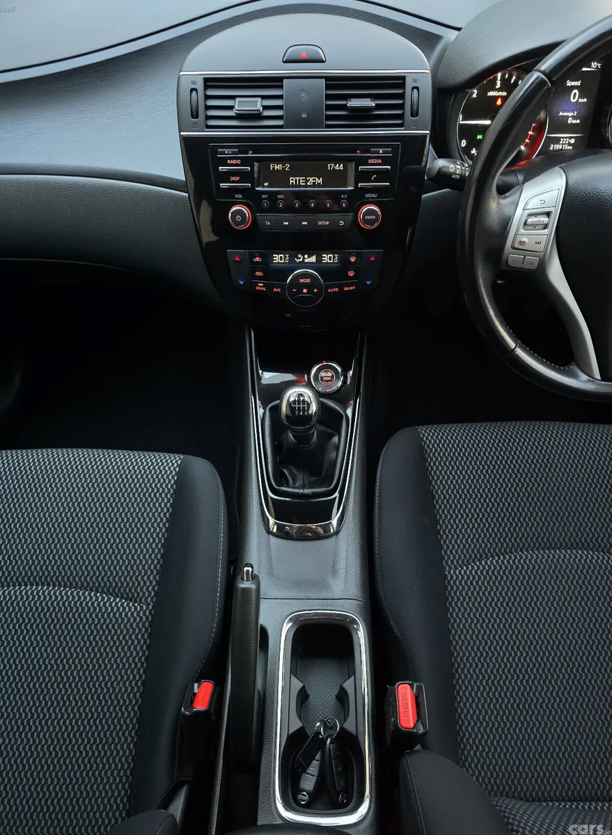 Nissan Pulsar Hatchback, Diesel, 2017, Black