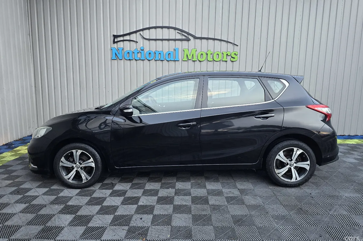 Nissan Pulsar Hatchback, Diesel, 2017, Black