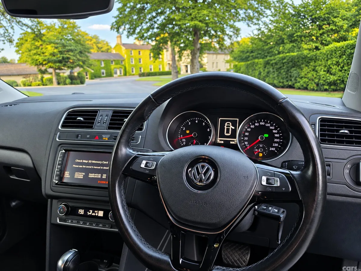 Volkswagen Polo Hatchback, Petrol, 2017, Blue