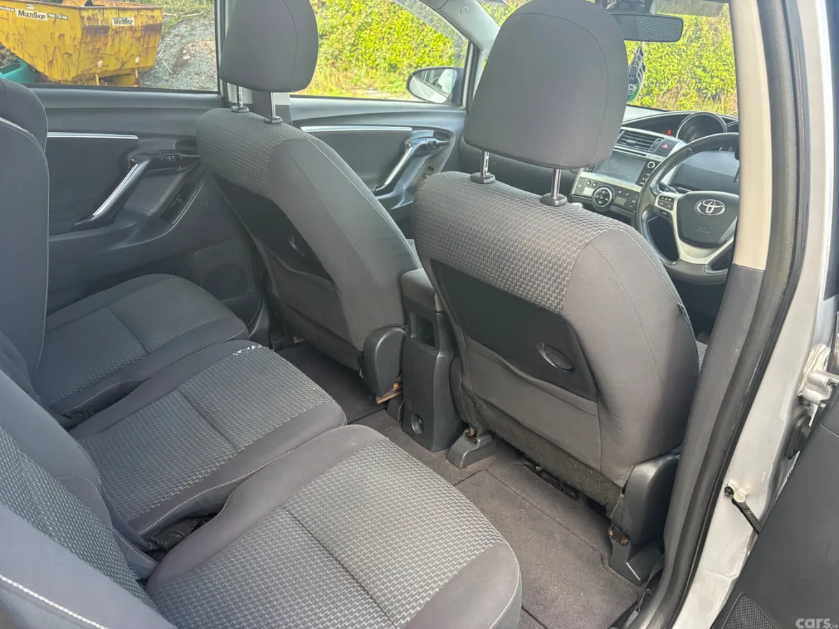 Toyota Verso MPV, Diesel, 2015, Silver
