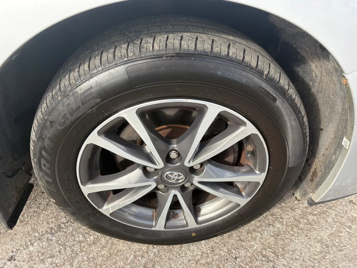 Toyota Verso MPV, Diesel, 2015, Silver