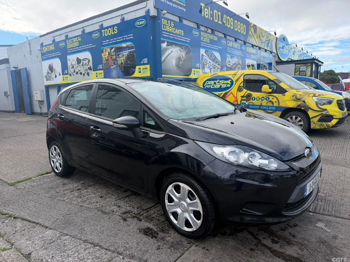 Ford Fiesta Hatchback, Petrol, 2011, Black