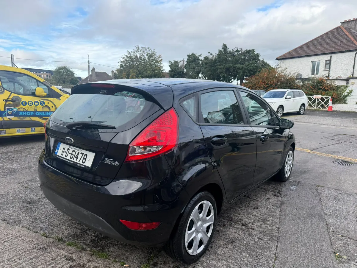 Ford Fiesta Hatchback, Petrol, 2011, Black