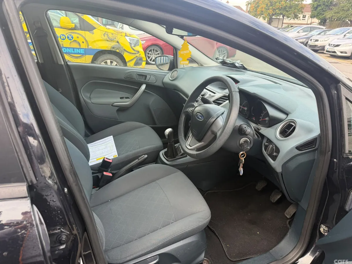 Ford Fiesta Hatchback, Petrol, 2011, Black