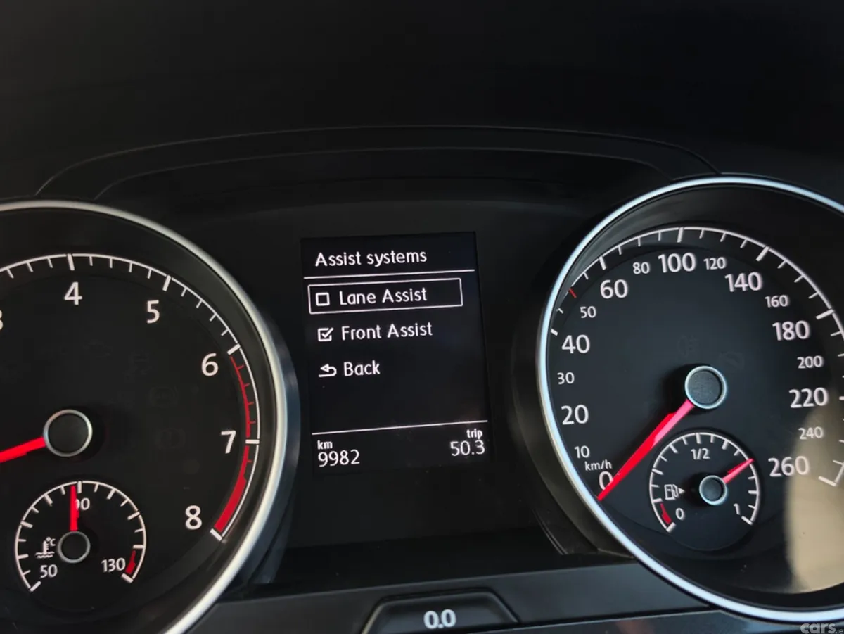 Volkswagen Golf Hatchback, Petrol, 2017, Red
